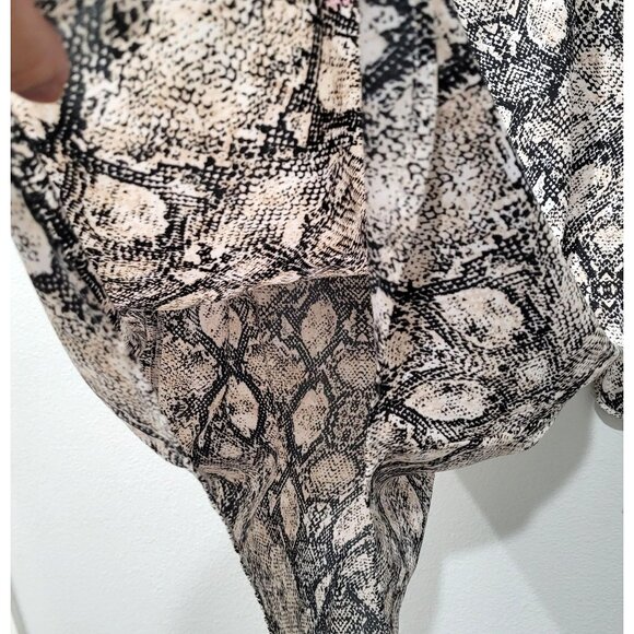Womens Faded Glory Snake Print Sheer Blouse 3/4 Sleeve Size M - Picture 6 of 9